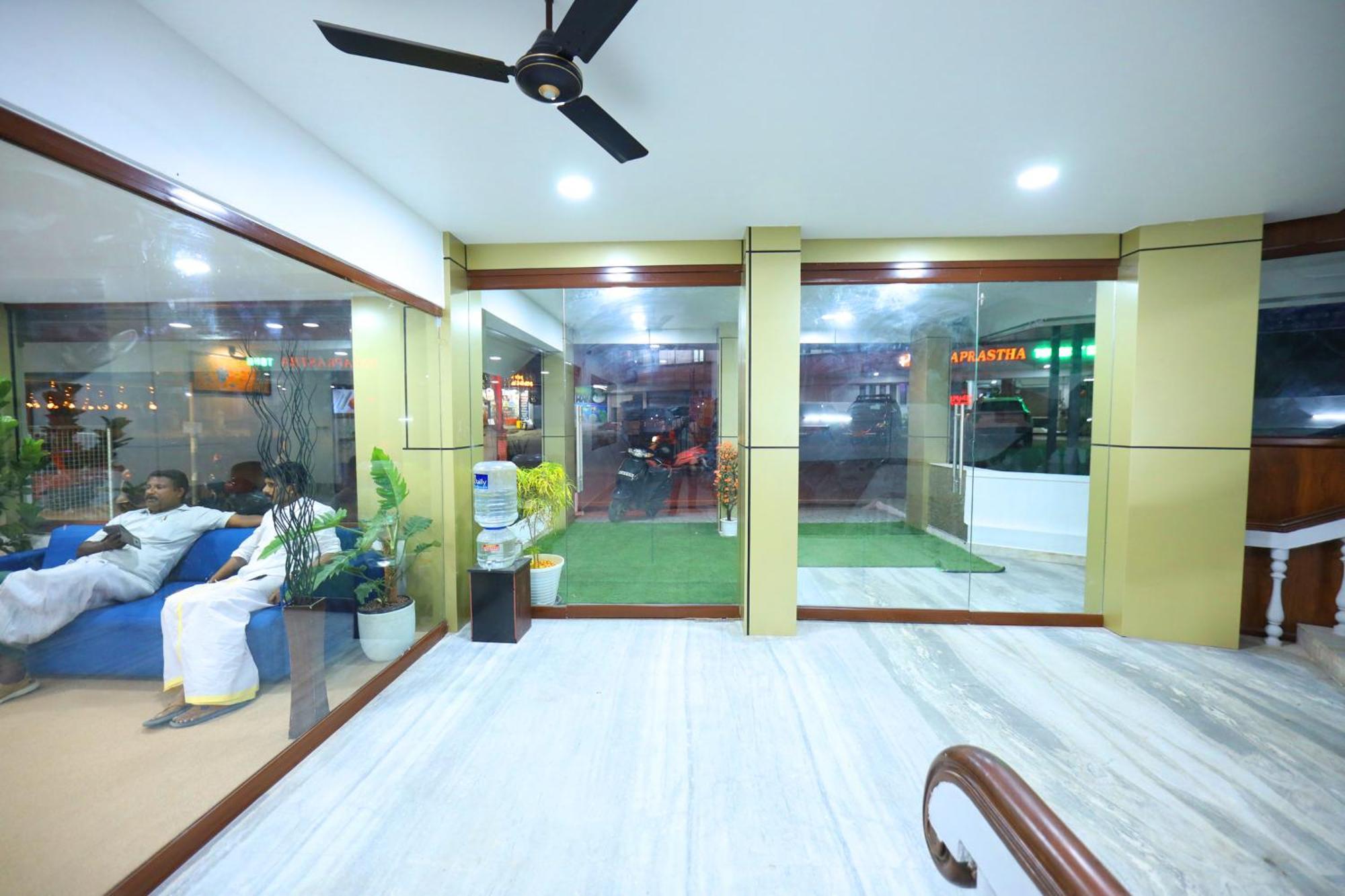 מלון Chottanikara Temple View Residency מראה חיצוני תמונה